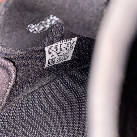 ❌SOLD❌ BOOST 350 V2 BLACK/BLACK/BLACK 🔥 🔥 - Picture 5 of 15